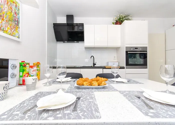 Lada Apartman Supetar